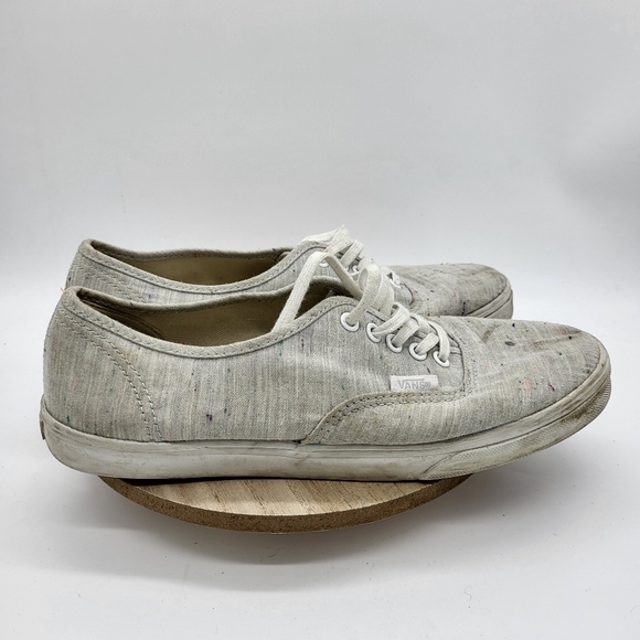 Vans | ✨Cute specks low tops size 7.5 - Picture 1 of 7